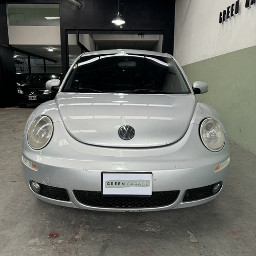 Volkswagen New Beetle 2.0 Luxury
