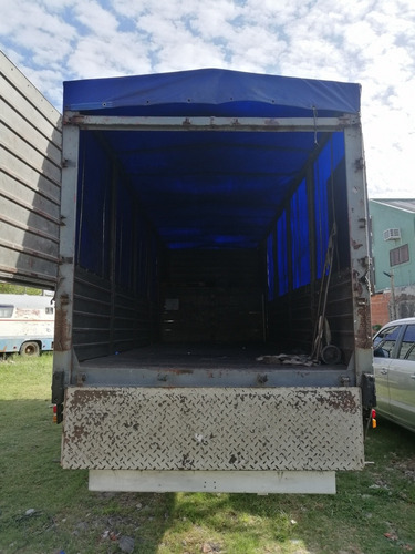 Ford F-700 D