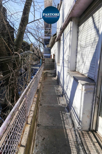 Imagen 7 de 27 de Venta De Oficina 7 Ambientes O Mas En Primer Piso Por Escale