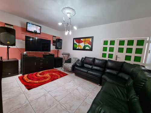 Imagen 9 de 22 de Jessica Medina Vende Casa En La Trigaleña Valencia
