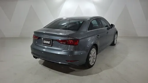 Audi A3 2.0 40 SELECT DCT
