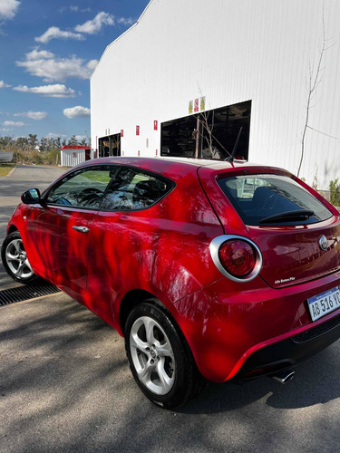 Imagen 8 de 19 de Alfa Romeo Mito 2017 1.4 Superbike 78cv
