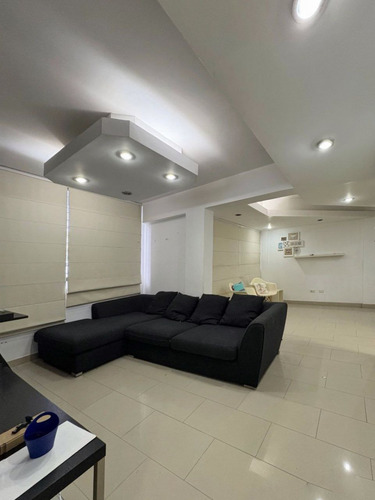 Apto En Venta En La Urb Parque El Retiro
