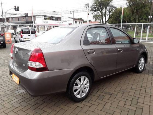 Imagem 7 de 9 de Toyota Etios 1.5 X Plus Sedan 16v Flex 4p Automático