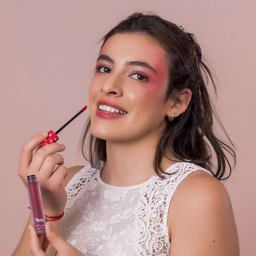 Labial Tinta Multiusos Yuya (labios, Mejillas Y Párpados)