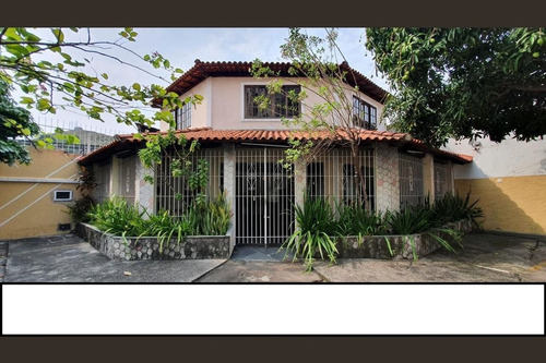 Imagem 11 de 14 de Apartamento, 02 Quartos, Em Niterói.