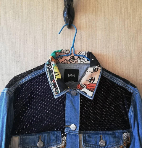 Chaqueta Customizada - Diseño Viñetas1 - Modelo Unico (Usado)