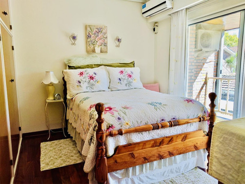 Cómoda Casa En Venta Y Alquiler En Martinez.