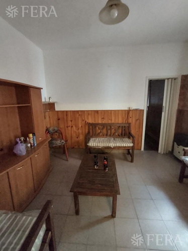 Venta Ph 2 Ambientes Con Patio En Bernal (31221)
