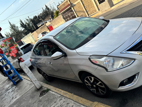Nissan Versa 1.6 Exclusive Navi At