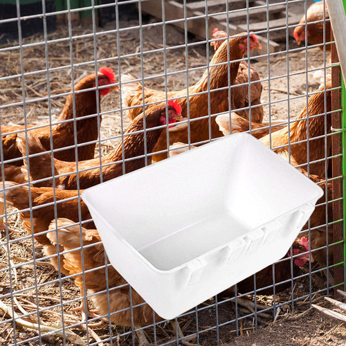 Alimentação De Cerca Pendurada Com Clipes De Aves Branco