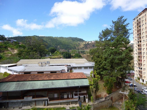 Yf Apartamento En Venta En Baruta 24-18827 Merw