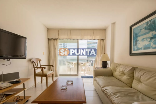 Apartamento En Venta En Brava Con 3 Dormitorios