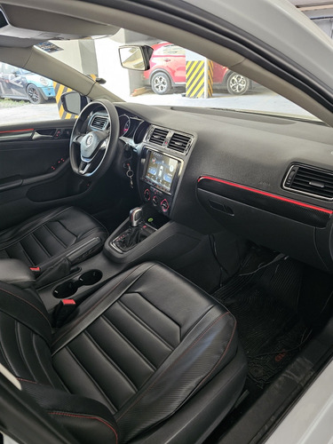 Volkswagen Jetta Style 2.0 Tiptronic