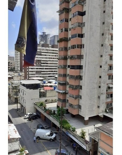 Imagen 10 de 10 de Edificio Comercial La Candelaria