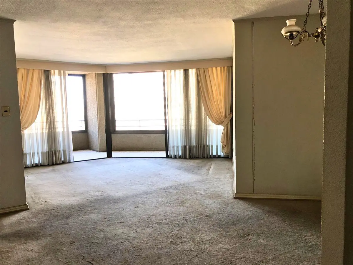 Imagen 3 de 16 de Departamento En Venta De 2 Dorm. En Las Condes