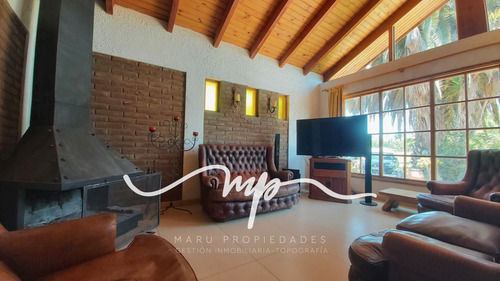 Casa De Campo Estilo Colonial En Condominio San Isidro