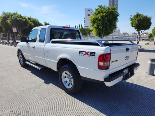 Ford Ranger Pickup Xl L4 Mt