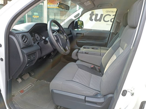 Imagen 12 de 14 de Toyota Tundra 4x2