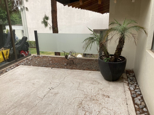 Imagen 10 de 19 de Casa En Calle Cerrada En Vista Hermosa