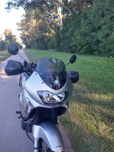 Honda Transalp 650 2006 Permuto