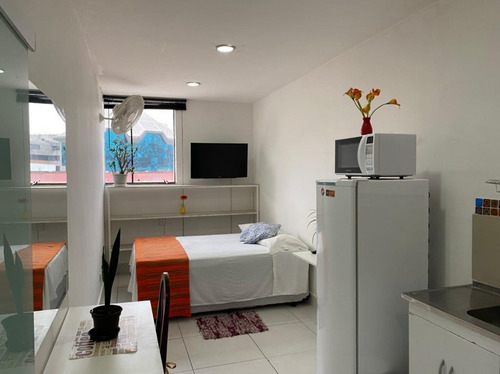 Imagem 1 de 3 de Kitnet Com 1 Dormitório Para Alugar, 25 M² Por R$ 1.500/mês - Vila Mariana - São Paulo/sp - Kn0163