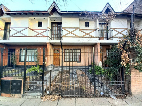 Imagen 1 de 8 de Venta Duplex 4 Ambientes Castelar Cod5246