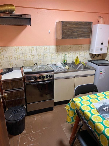 Imagen 2 de 5 de Departamento En Venta De 2 Dorm. En Valparaíso Centro