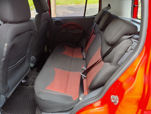 Fiat Uno 1.4 EVO SPORTING 8V FLEX 4P MANUAL