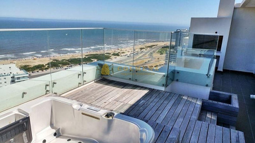 Departamento En Wind Tower, Planta Especial Con Parrillero- Ref: 3504
