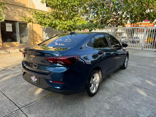 Chevrolet Onix 1.0T Premier Sedan At