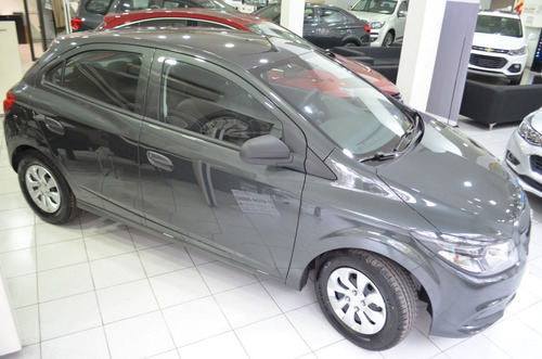 Imagen 12 de 17 de Chevrolet Onix Joy 1.4 Mt