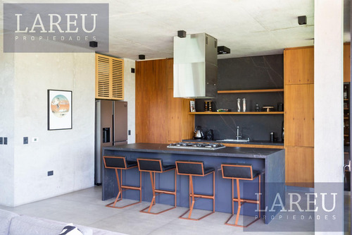 Casa En Venta En Ayres Plaza