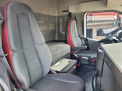 Imagem 9 de 14 de Volvo Fh 460 Ano 2018/19 6x2 Automático Globetrotter