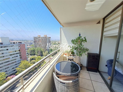 Departamento En Venta, 2 Dormitorios, 2 Baños En Providencia