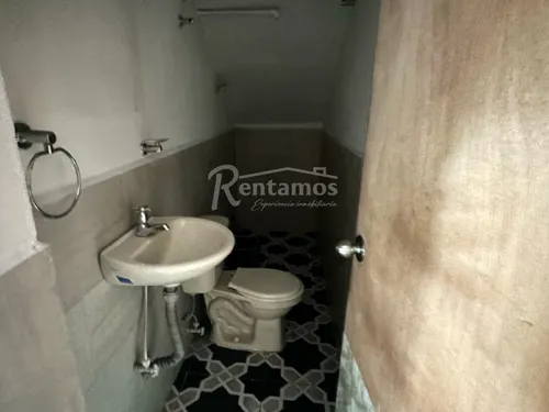 Local En Arriendo En Restrepo. Cod A776092