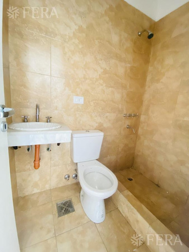 Imagen 5 de 7 de Venta De Departamento 1 Ambiente Divisible Con Balcón En Sarandi (30021)