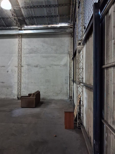 Arriendo Bodega 110 M2 Metro Cerrillos