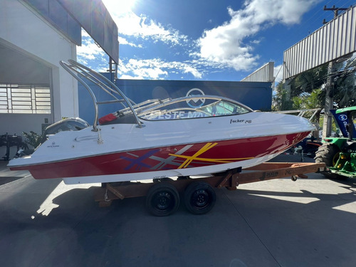 Lancha Focker 240 Popa*