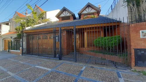 Casa Venta Villa Sarmiento 4 Ambientes Con Pileta 