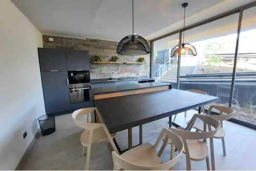 Arriendo / 1 Dormitorio / Rodrigo De Araya 3280