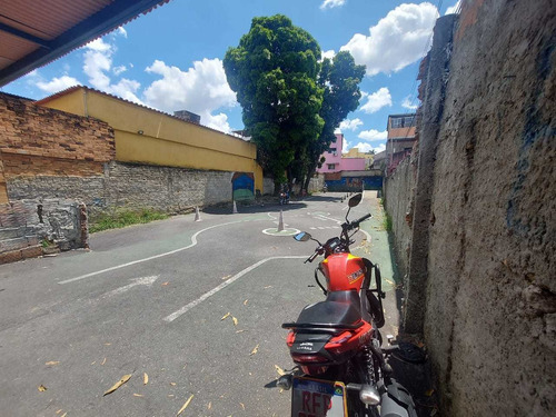 Imagem 15 de 20 de Lote Para Comprar No Cachoeirinha Em Belo Horizonte/mg - 17148