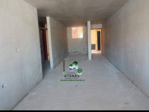 Atenas Inmobiliaria, Vende Aptos. Precio Insuperables