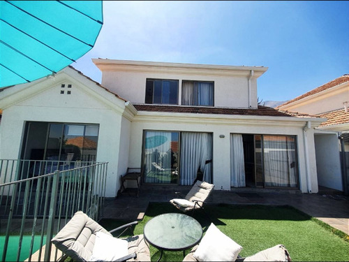 Venta Casa La Florida, Aislada 2do Piso, 5 Dorm, Panul