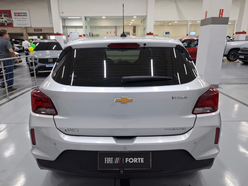 Chevrolet Onix 1.0 MPFI LT 8V FLEX 4P MANUAL