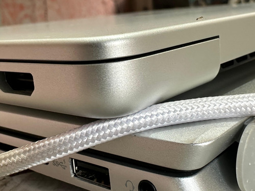 Macbook Pro A2918 M3 (para Refacciones) Plateado (Usado)