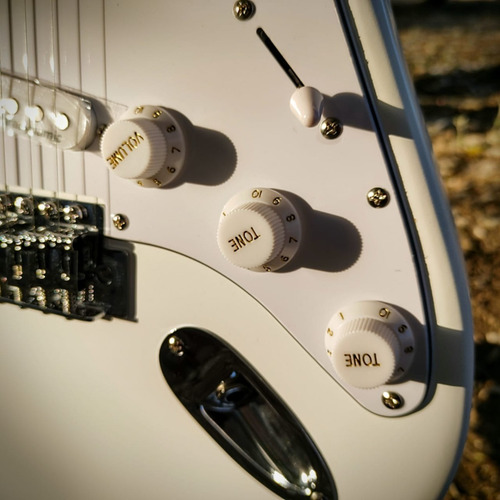 Imagen 9 de 10 de Guitarra Eléctrica Newen St White