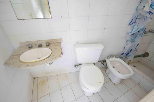 Terreno Comercial En Venta En Acassuso.