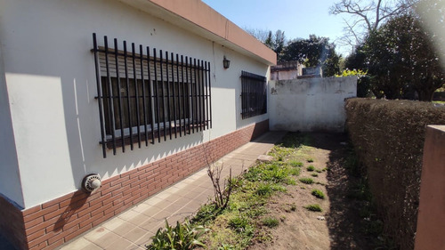 Imagen 12 de 28 de Casa 3 Ambientes Venta Ituzaingo Gran Lote Garage