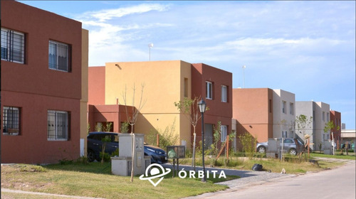 Casa Con Parque - Benavidez - Casas Santa Ana Ii - Eidico